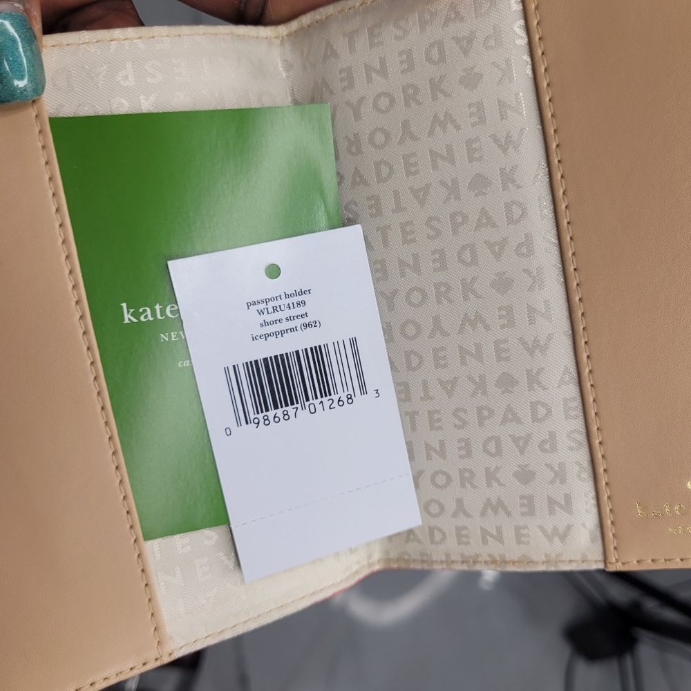 🍦🔹️ KATE SPADE  🔹️PASSPORT HOLDER SHORE STREET (ICE POP PRINT) ✨️🍦 - Picture 5 of 11